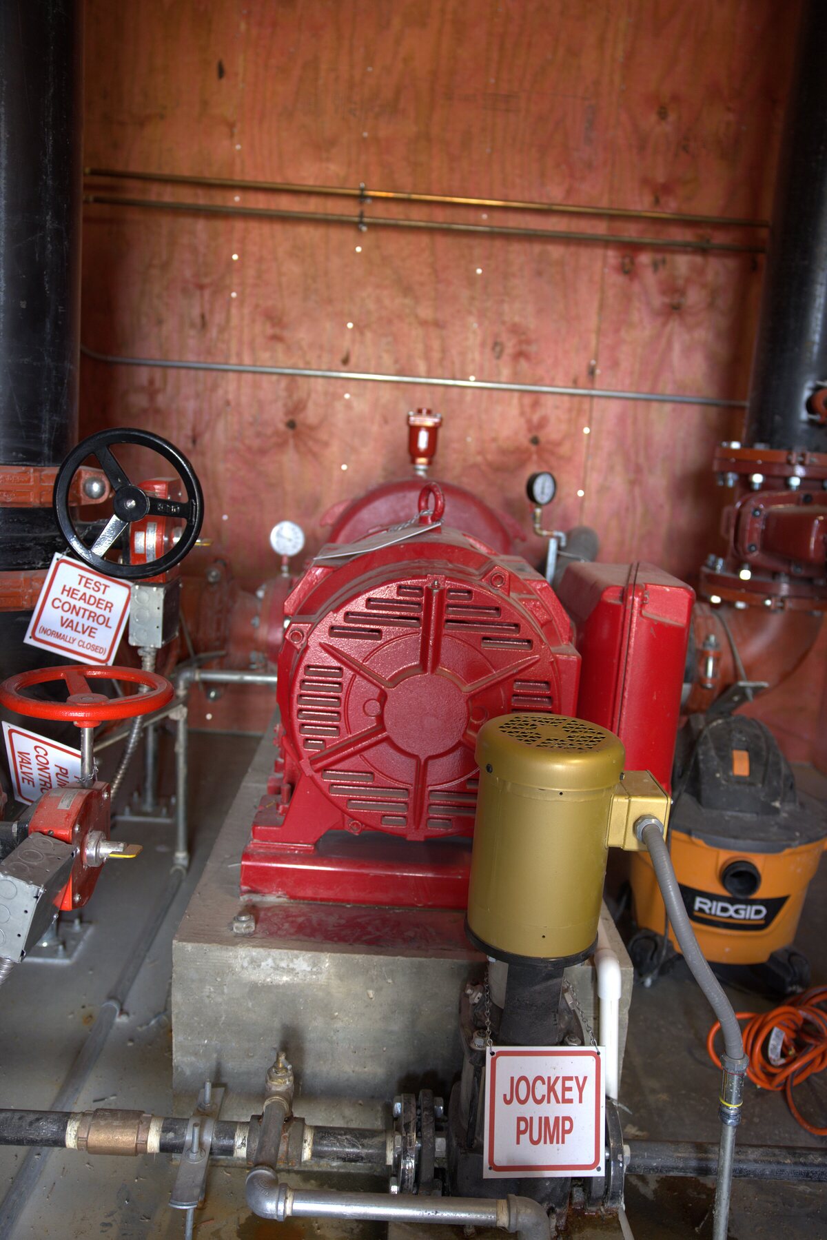 Diesel driveshaft coupling between the fire pump engine and the pump volute — Zion inspection detail